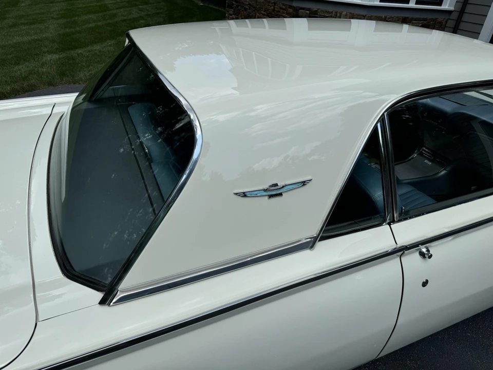 1962 Ford Thunderbird 3rd Gen - Image 24 of 31