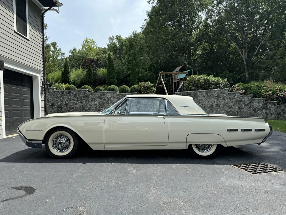 1962 Ford Thunderbird 3rd Gen - Image 3 of 31