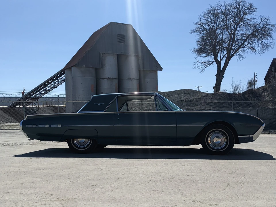 1962 Ford Thunderbird 3rd Gen - Image 25 of 31