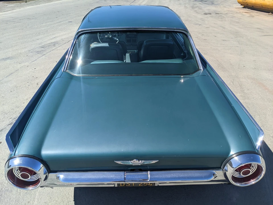 1962 Ford Thunderbird 3rd Gen - Image 16 of 31