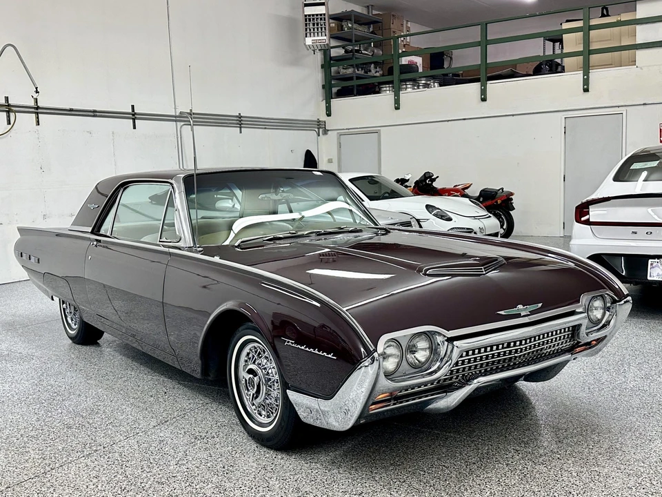 1962 Ford Thunderbird 3rd Gen - Image 3 of 31