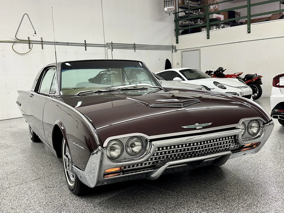 1962 Ford Thunderbird 3rd Gen - Image 4 of 31