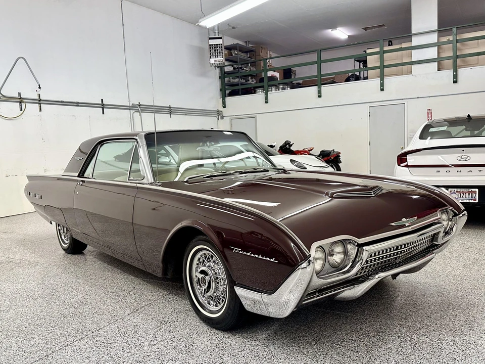1962 Ford Thunderbird 3rd Gen - Image 2 of 31