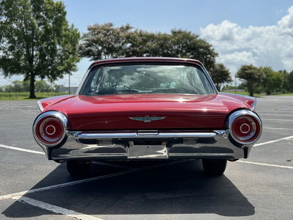 1962 Ford Thunderbird 3rd Gen - Image 5 of 31