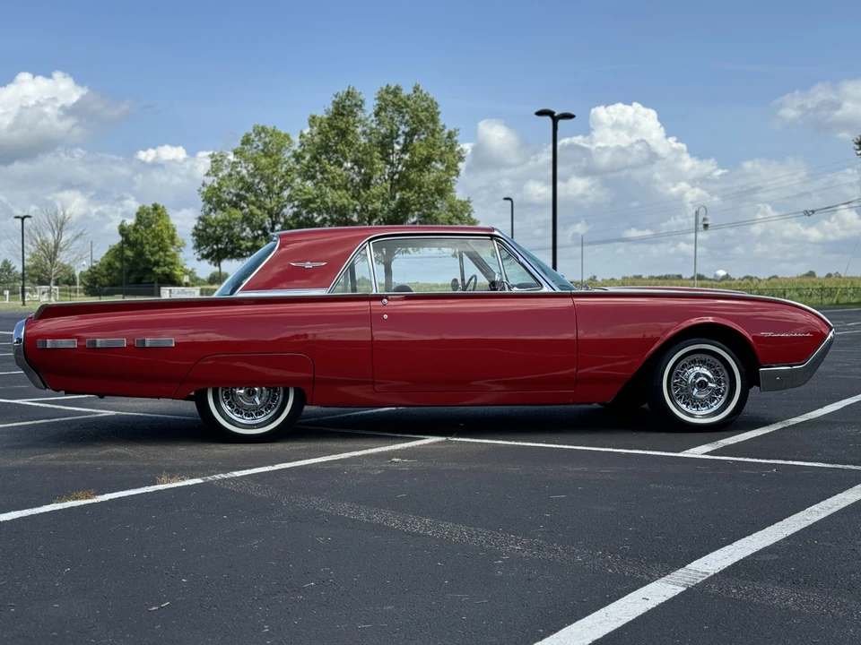 1962 Ford Thunderbird 3rd Gen - Image 3 of 31