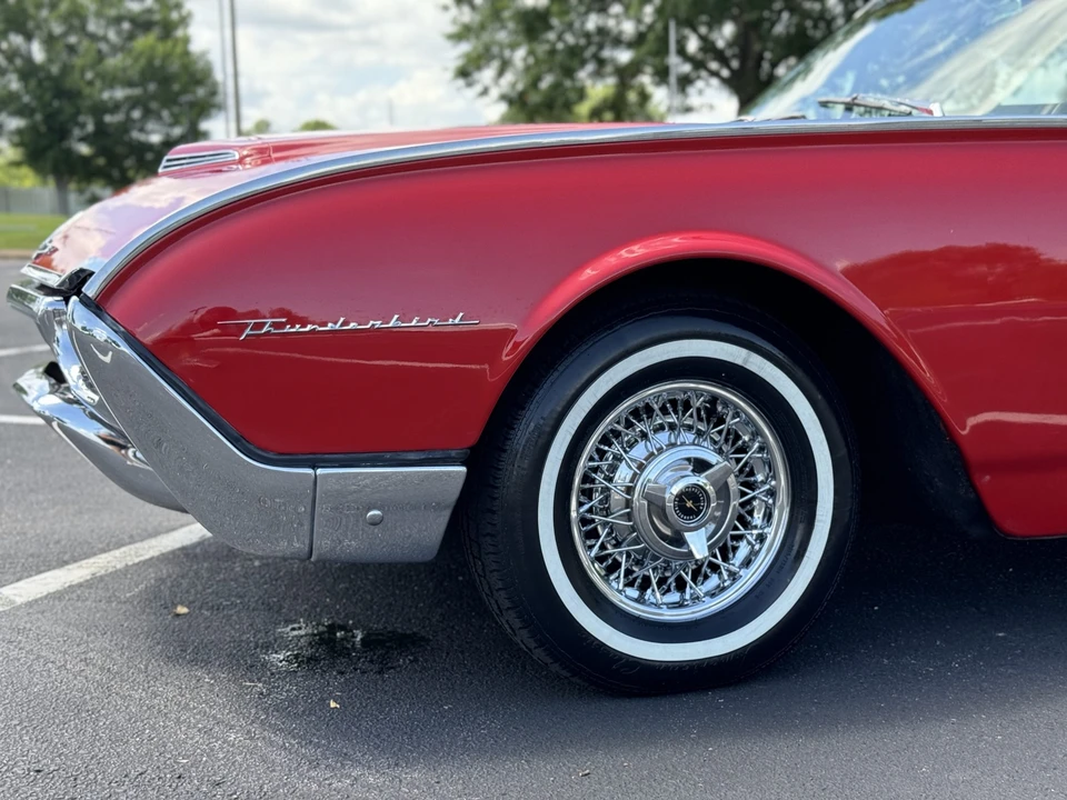1962 Ford Thunderbird 3rd Gen - Image 16 of 31