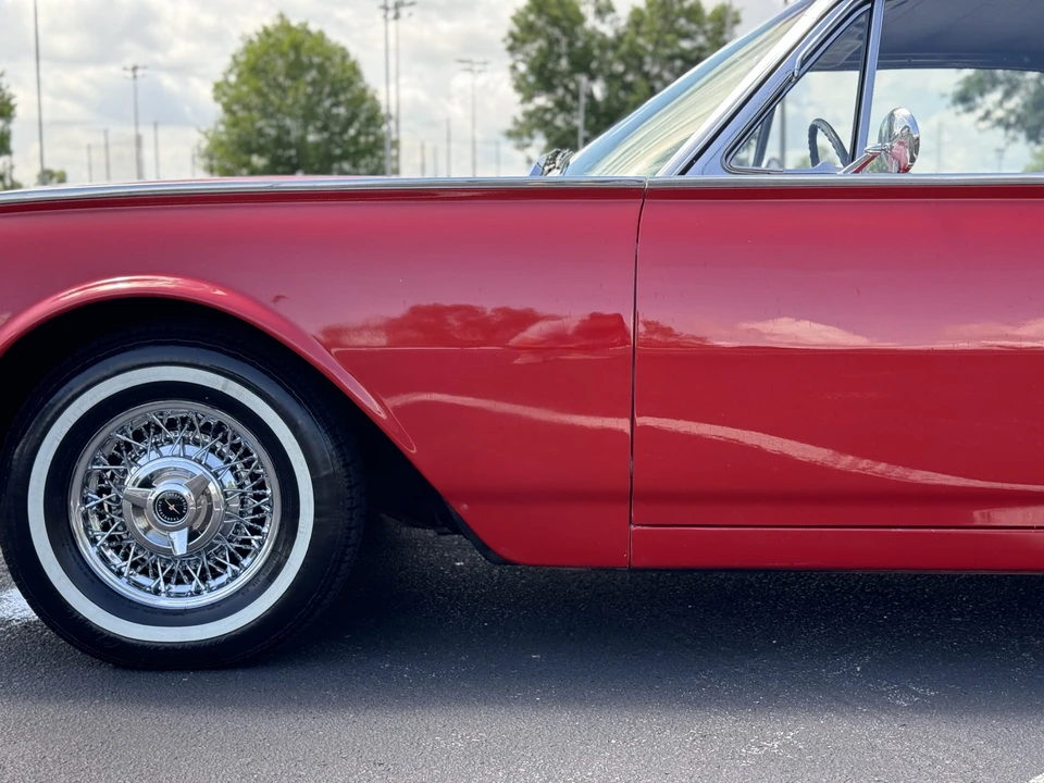 1962 Ford Thunderbird 3rd Gen - Image 17 of 31