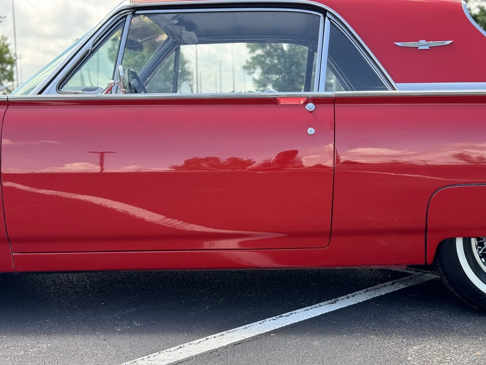 1962 Ford Thunderbird 3rd Gen - Image 18 of 31