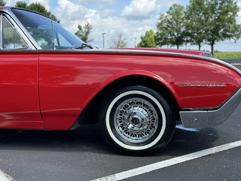 1962 Ford Thunderbird 3rd Gen - Image 24 of 31