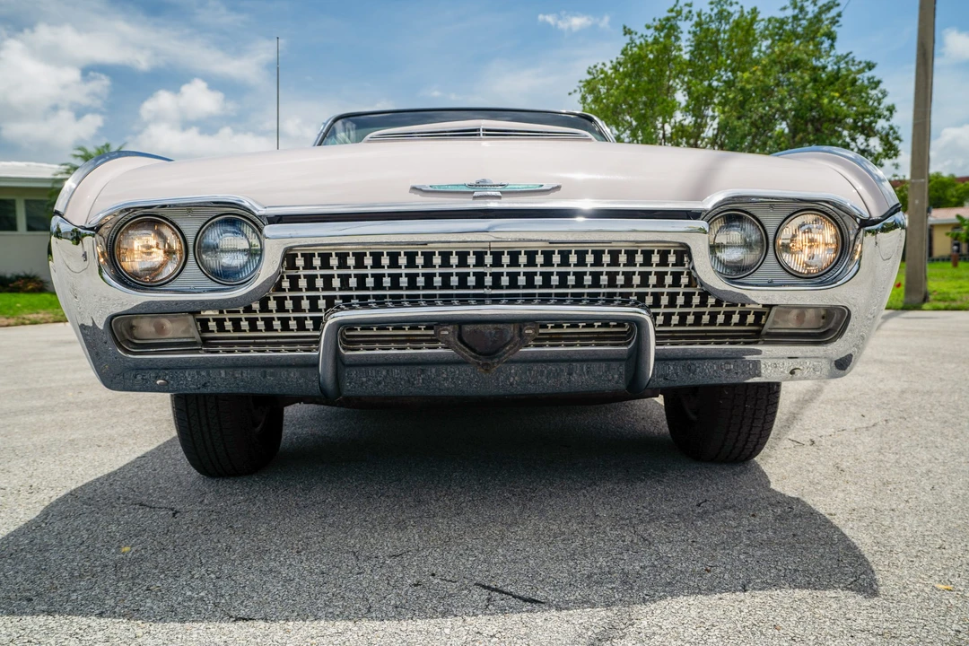 1962 Ford Thunderbird 3rd Gen - Image 5 of 31