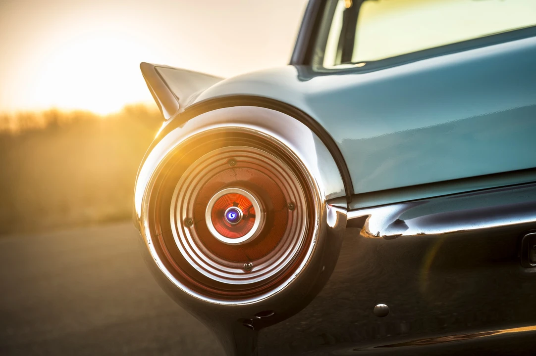 1962 Ford Thunderbird 3rd Gen - Image 9 of 31