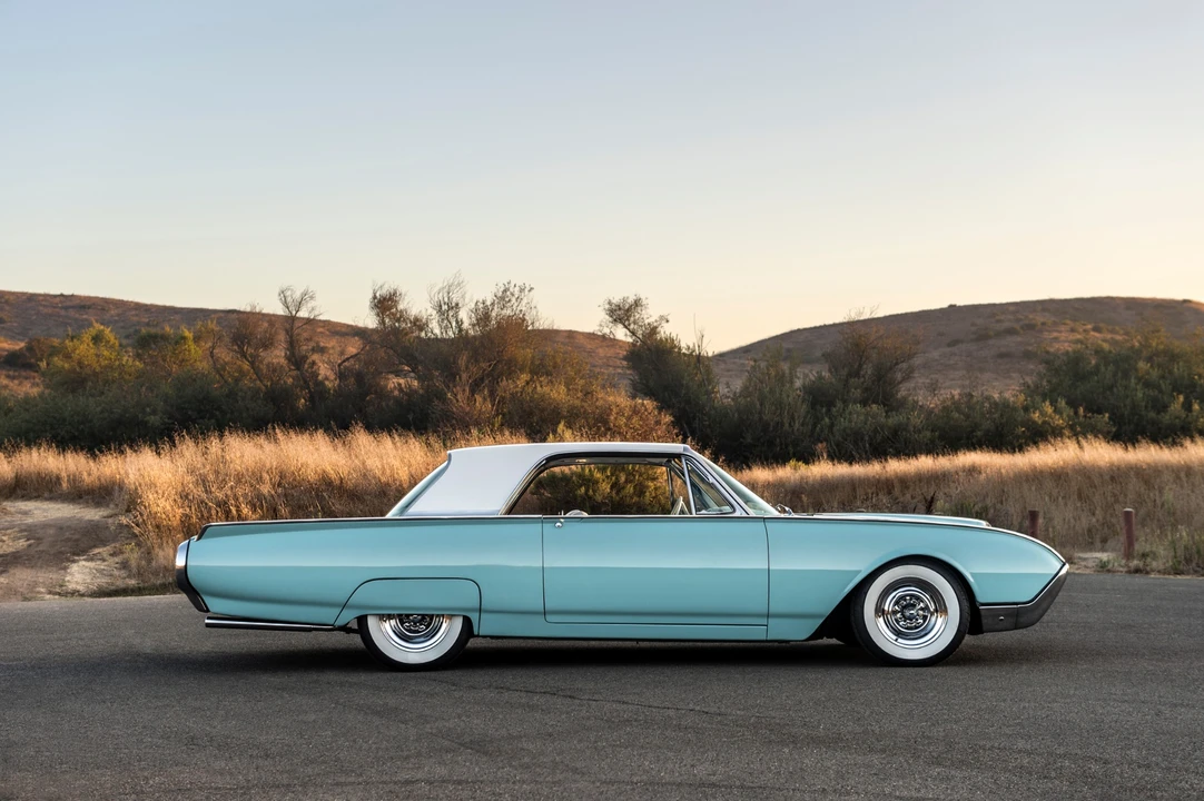 1962 Ford Thunderbird 3rd Gen - Image 7 of 31
