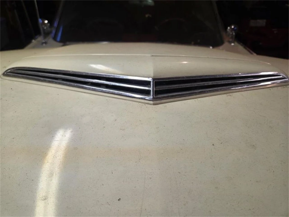 1962 Ford Thunderbird 3rd Gen - Image 21 of 26