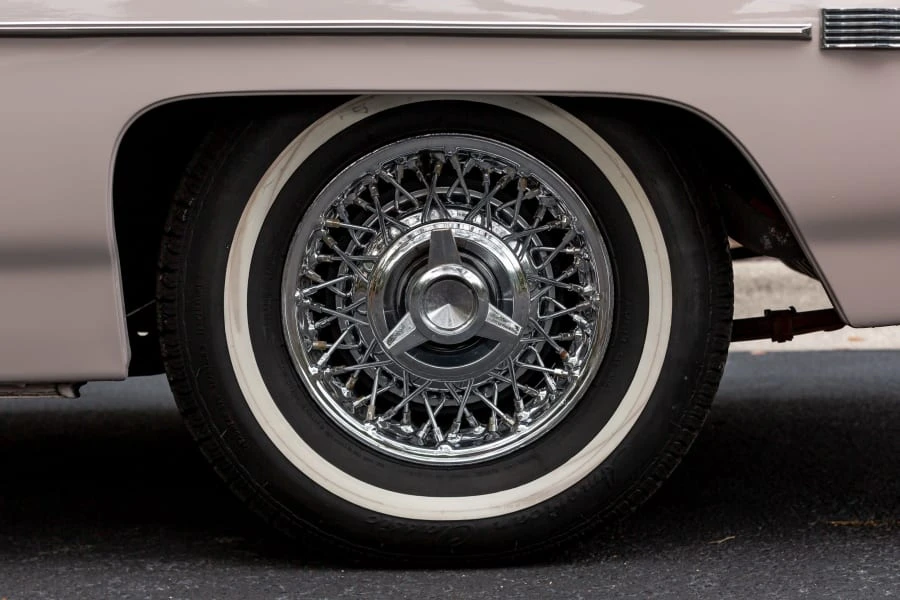 1962 Ford Thunderbird 3rd Gen - Image 9 of 31