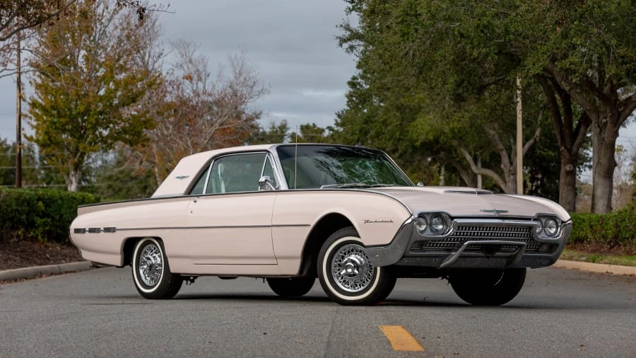 1962 Ford Thunderbird 3rd Gen - Image 13 of 31