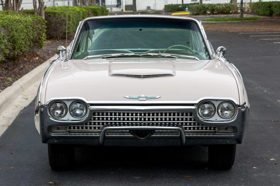 1962 Ford Thunderbird 3rd Gen - Image 6 of 31