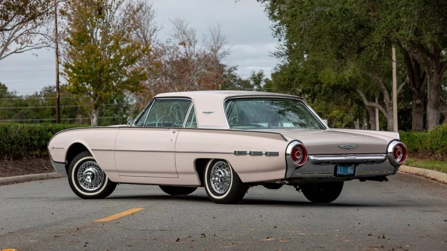 1962 Ford Thunderbird 3rd Gen - Image 12 of 31