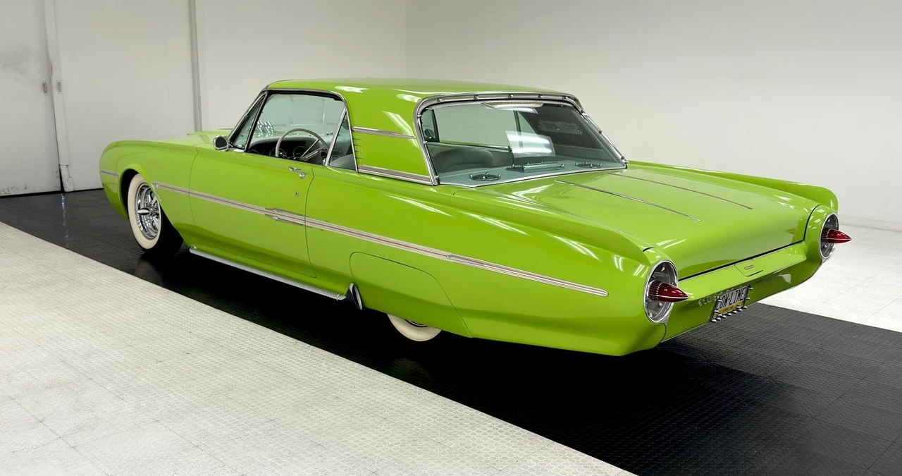 1962 Ford Thunderbird 3rd Gen - Image 3 of 31