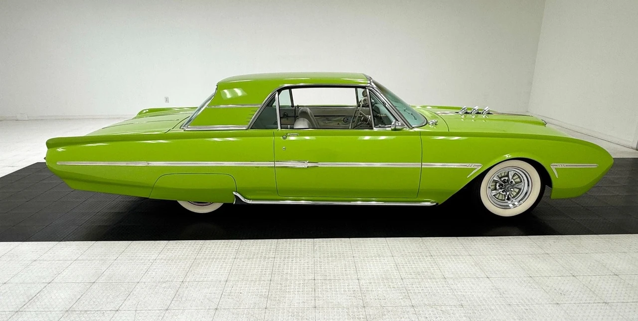 1962 Ford Thunderbird 3rd Gen - Image 6 of 31
