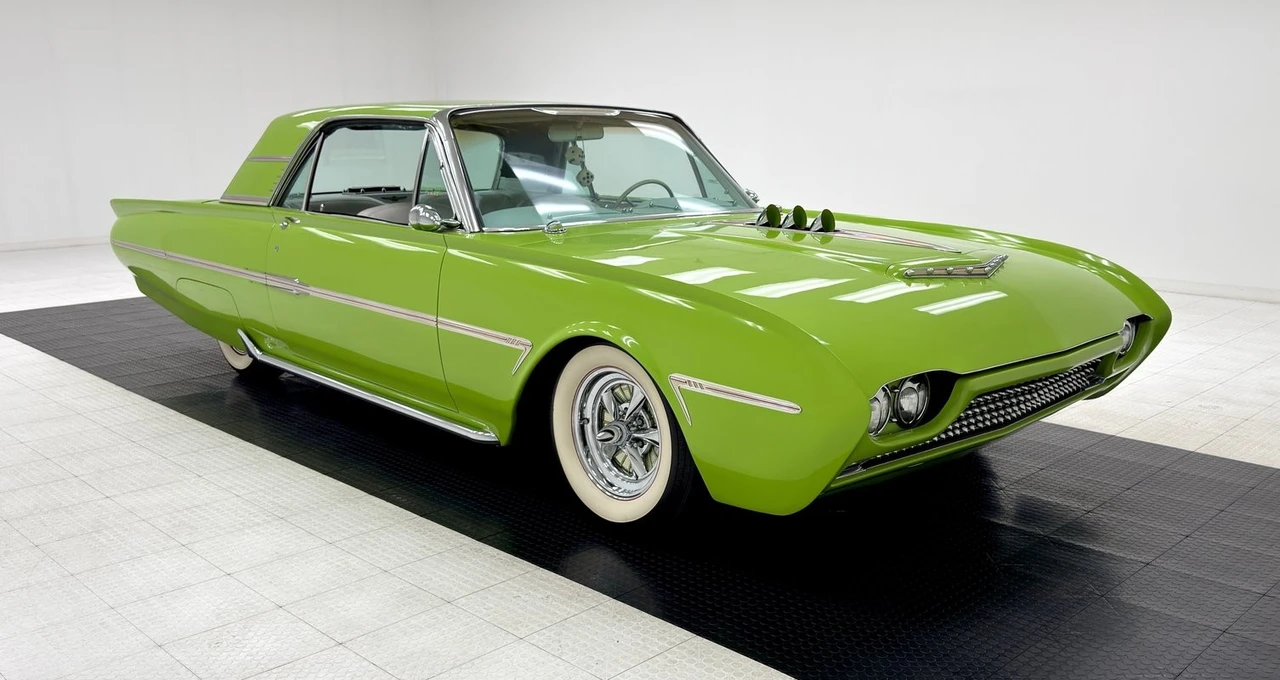 1962 Ford Thunderbird 3rd Gen - Image 7 of 31