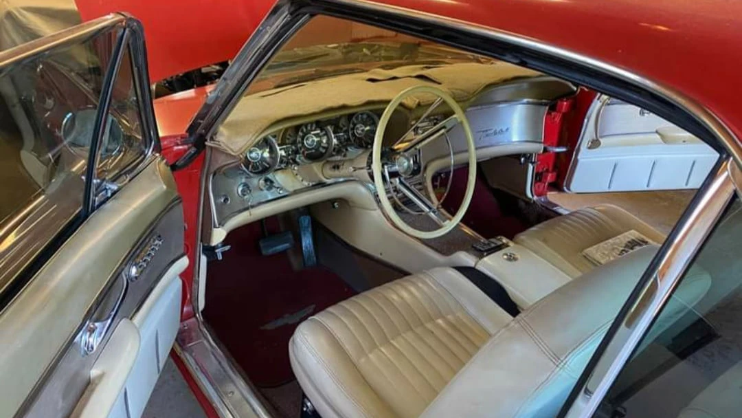 1962 Ford Thunderbird 3rd Gen - Image 3 of 15