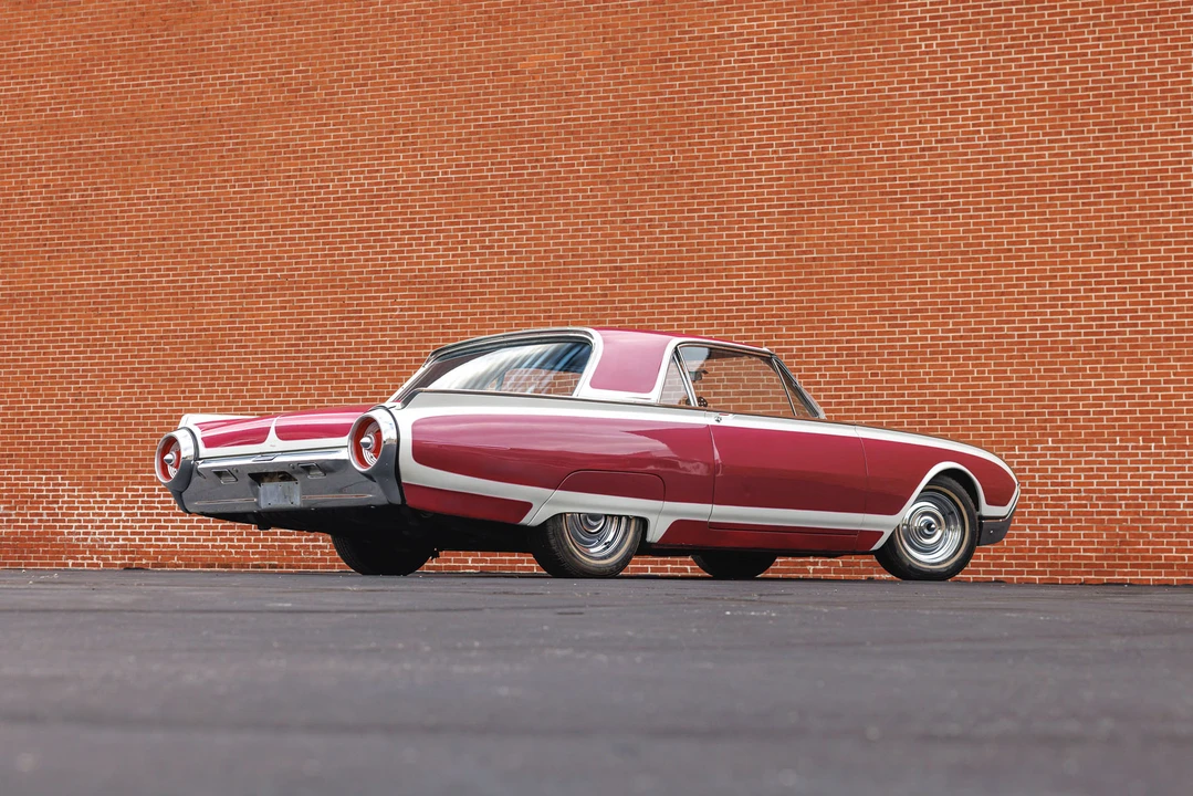 1962 Ford Thunderbird 3rd Gen - Image 11 of 31