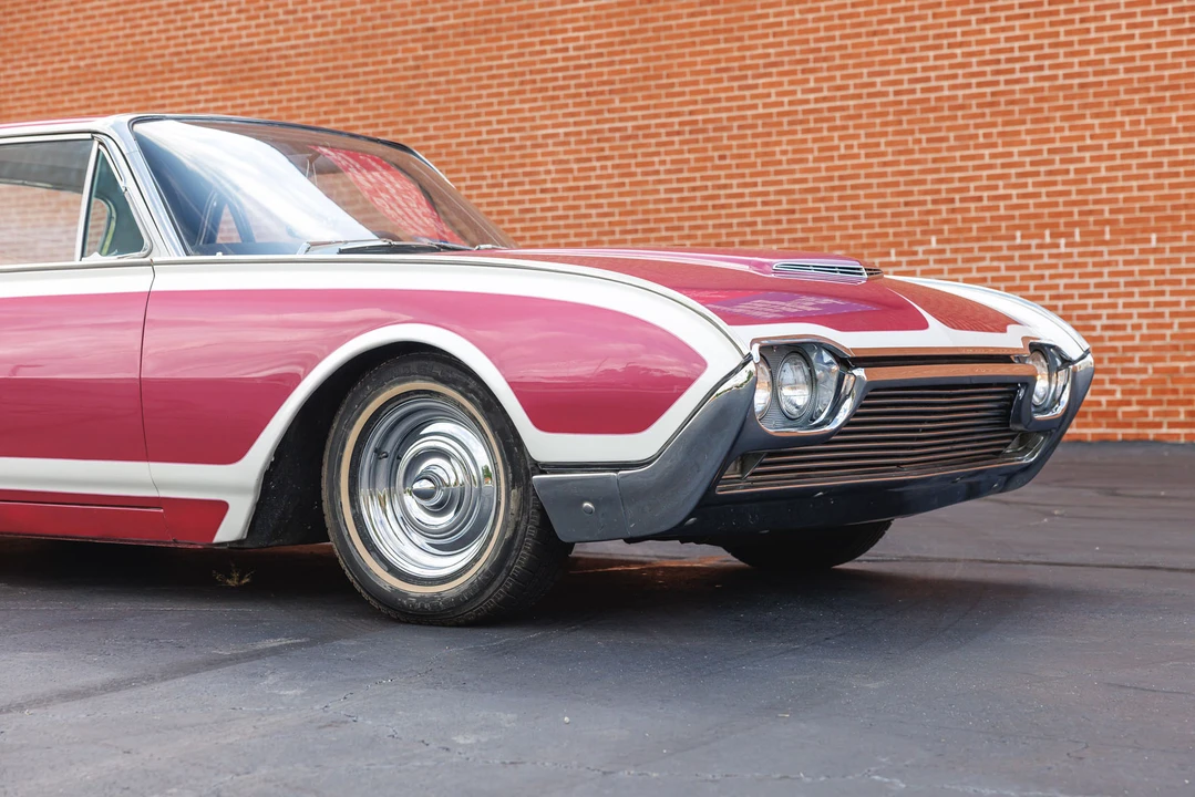 1962 Ford Thunderbird 3rd Gen - Image 15 of 31