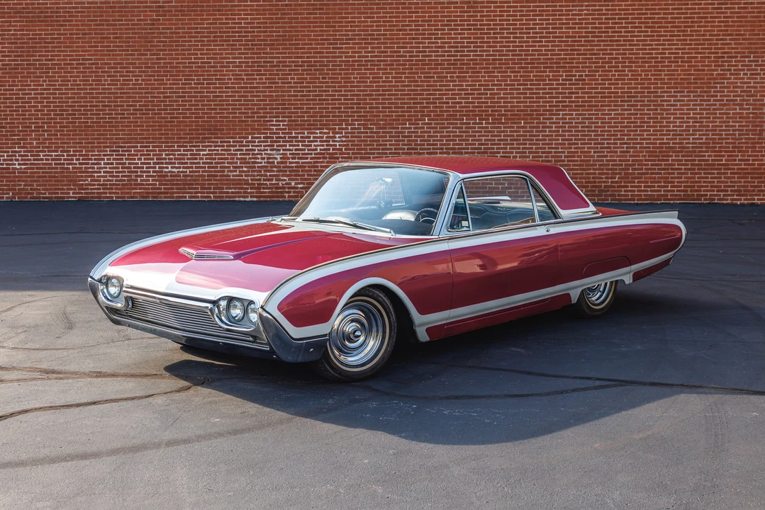 1962 Ford Thunderbird 3rd Gen - Image 2 of 31