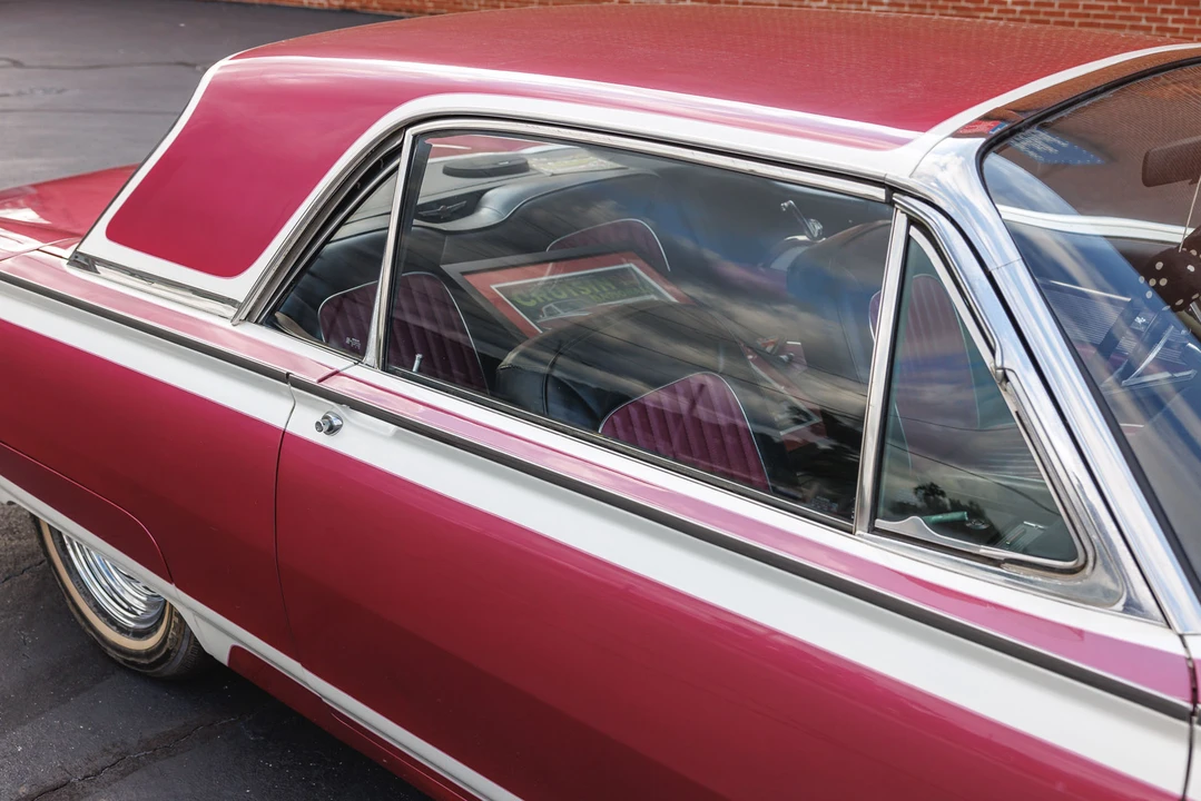 1962 Ford Thunderbird 3rd Gen - Image 29 of 31