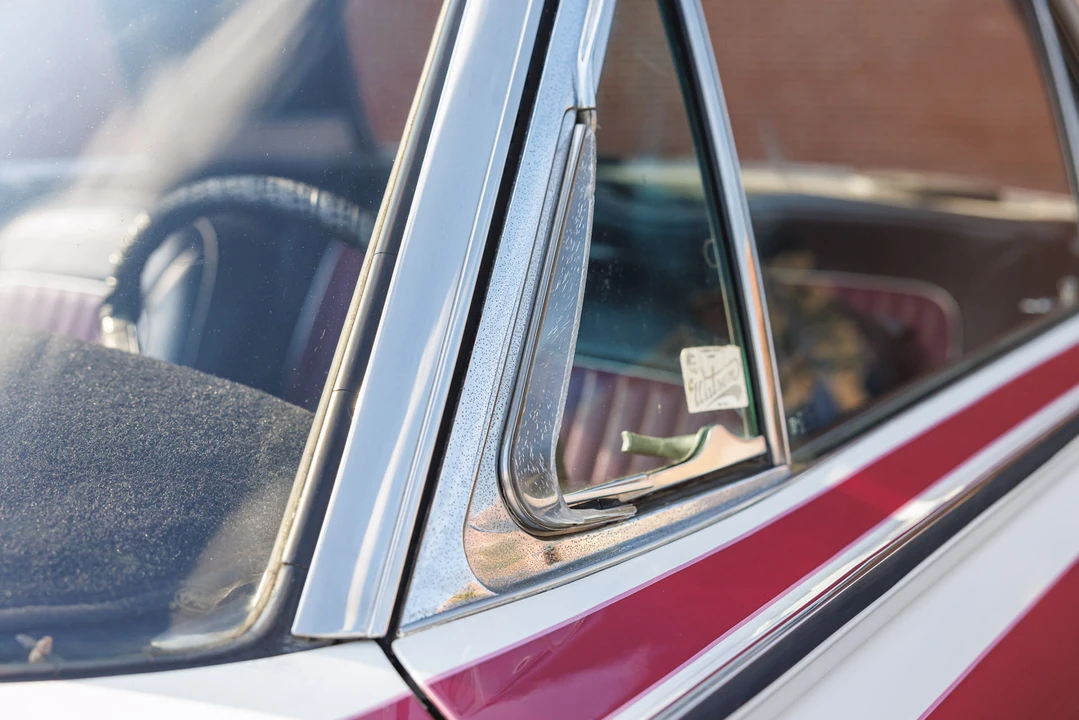 1962 Ford Thunderbird 3rd Gen - Image 31 of 31