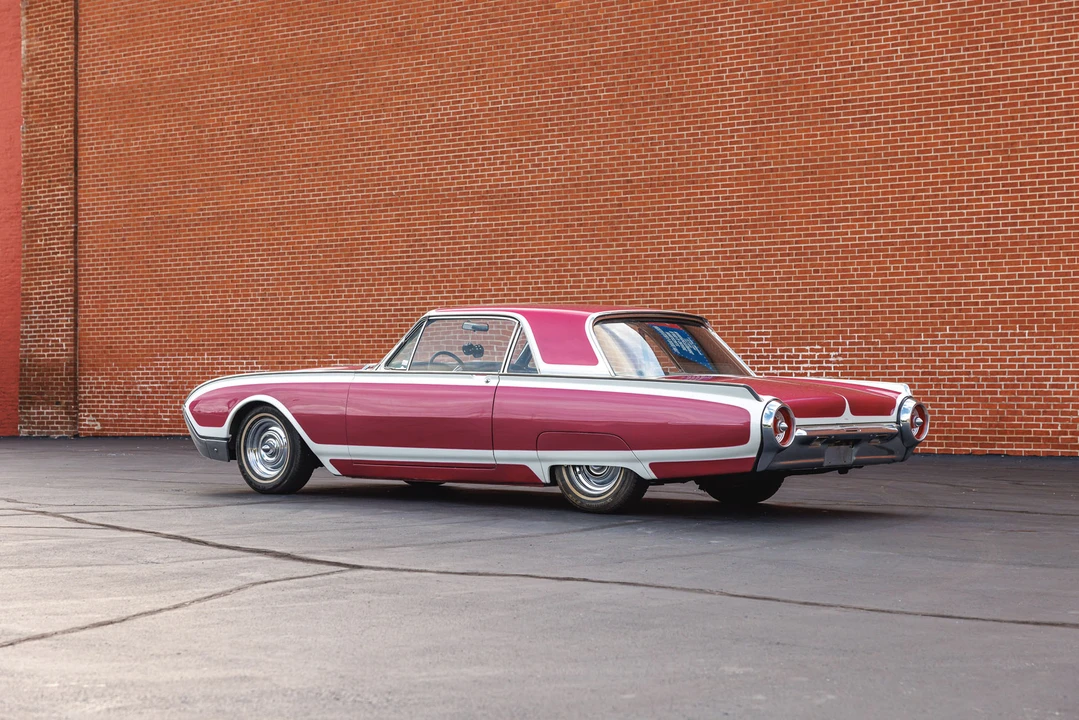 1962 Ford Thunderbird 3rd Gen - Image 9 of 31