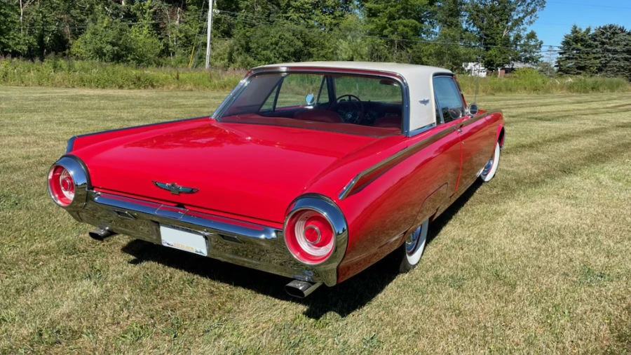 1962 Ford Thunderbird 3rd Gen - Image 2 of 6