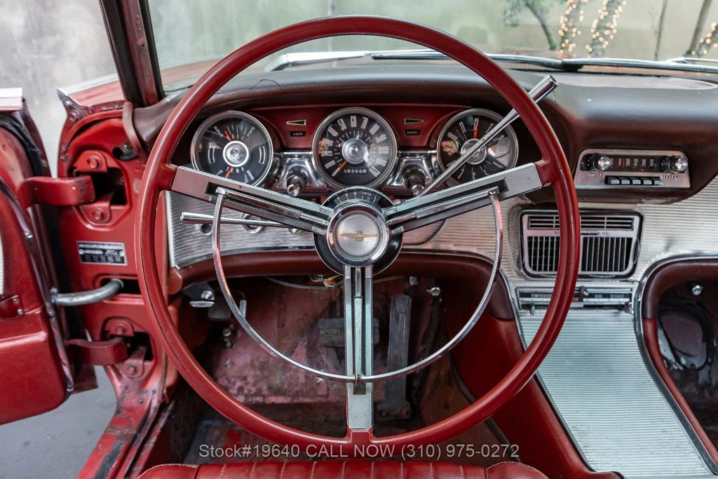 1962 Ford Thunderbird 3rd Gen - Image 18 of 24