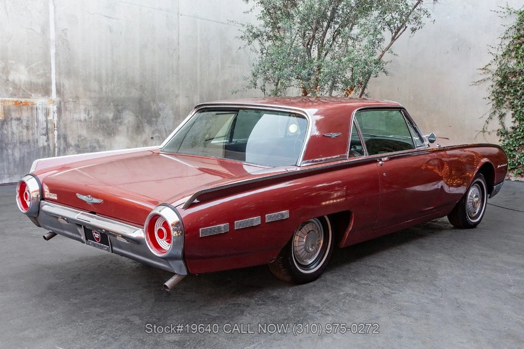 1962 Ford Thunderbird 3rd Gen - Image 5 of 24