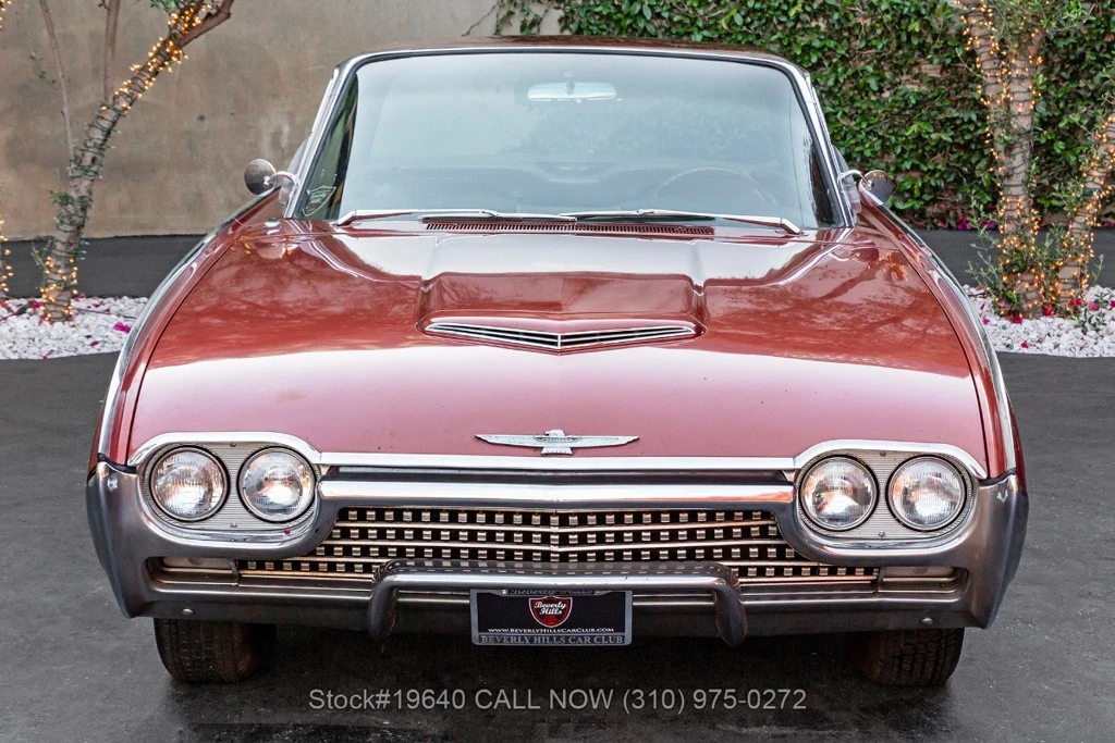 1962 Ford Thunderbird 3rd Gen - Image 2 of 24