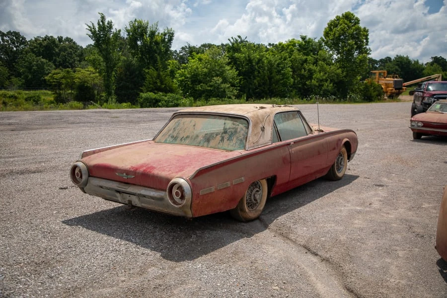 1962 Ford Thunderbird 3rd Gen - Image 5 of 9