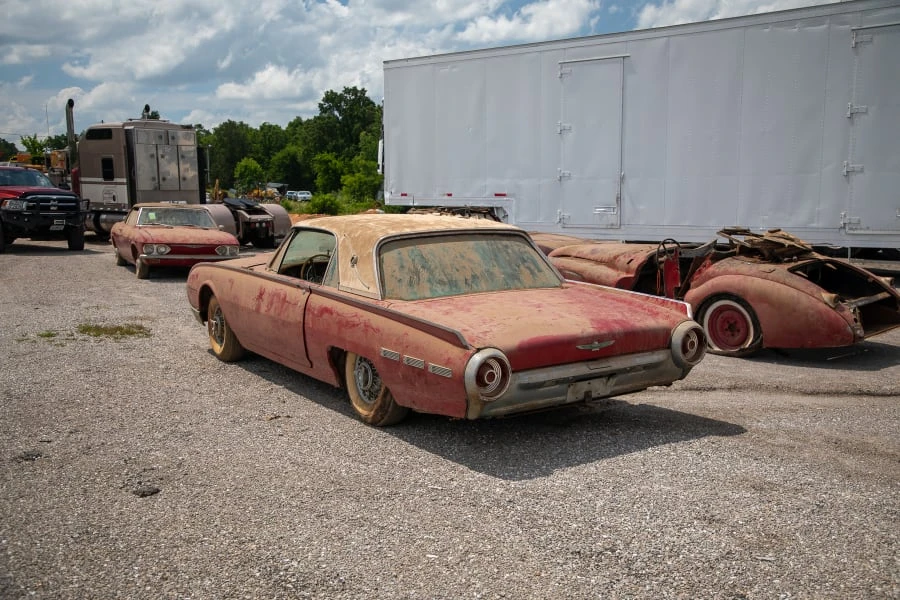 1962 Ford Thunderbird 3rd Gen - Image 3 of 9