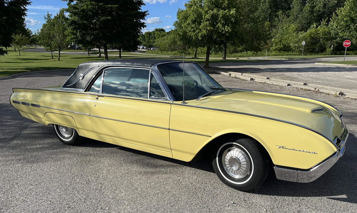 1962 Ford Thunderbird 3rd Gen - Image 2 of 31