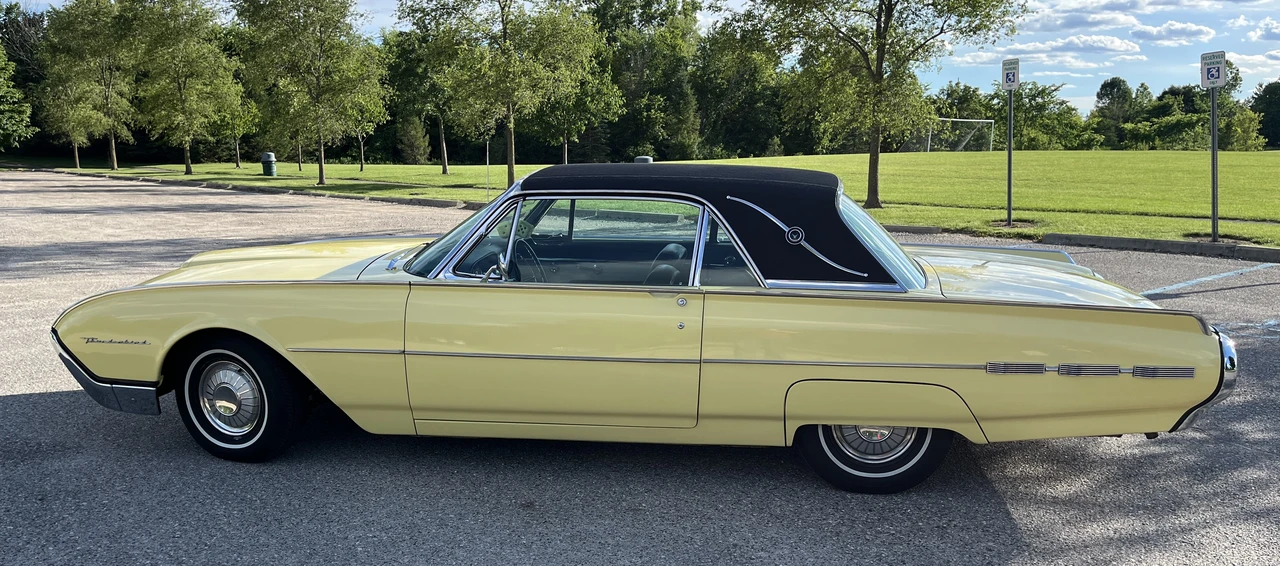 1962 Ford Thunderbird 3rd Gen - Image 6 of 31