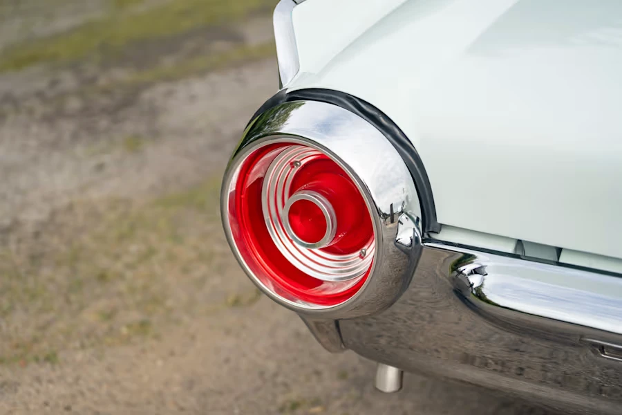 1962 Ford Thunderbird 3rd Gen - Image 19 of 31