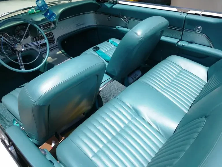 1962 Ford Thunderbird 3rd Gen - Image 5 of 31