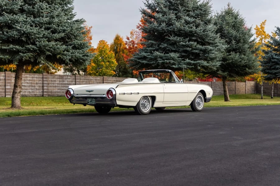 1962 Ford Thunderbird 3rd Gen - Image 3 of 31