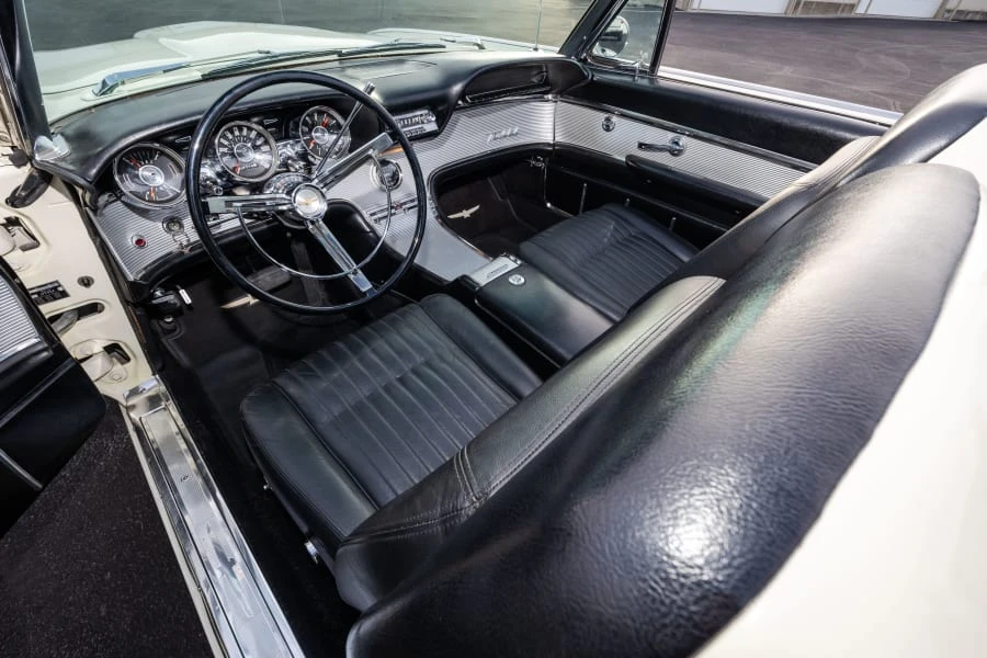 1962 Ford Thunderbird 3rd Gen - Image 23 of 31