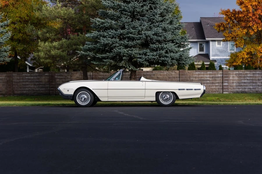 1962 Ford Thunderbird 3rd Gen - Image 2 of 31