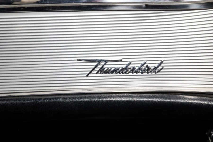1962 Ford Thunderbird 3rd Gen - Image 15 of 31