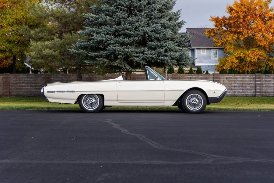 1962 Ford Thunderbird 3rd Gen - Image 7 of 31
