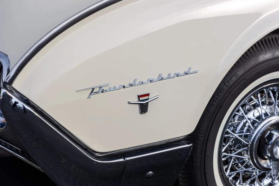 1962 Ford Thunderbird 3rd Gen - Image 5 of 31