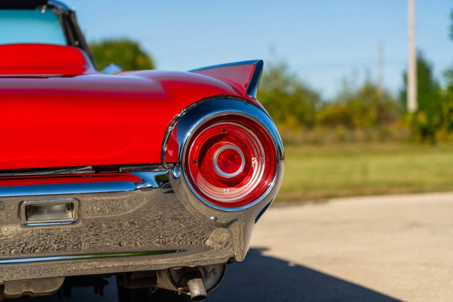 1962 Ford Thunderbird 3rd Gen - Image 13 of 23