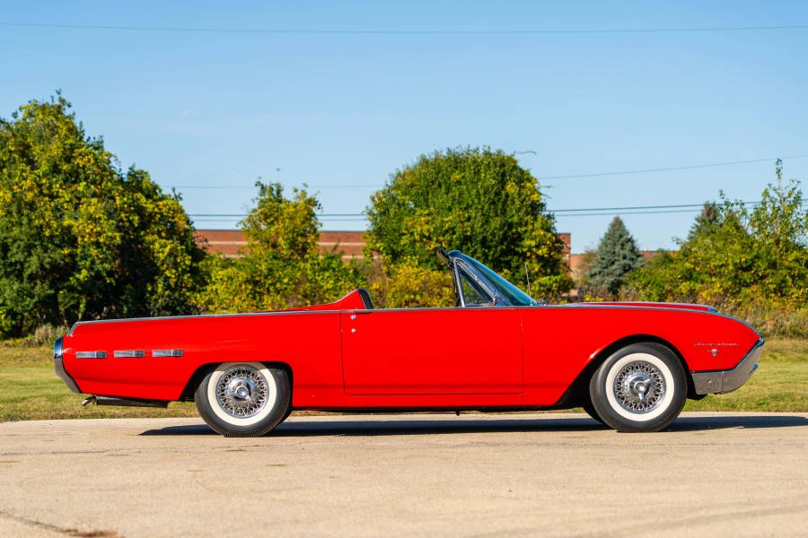 1962 Ford Thunderbird 3rd Gen - Image 7 of 23