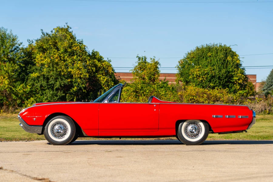 1962 Ford Thunderbird 3rd Gen - Image 2 of 23